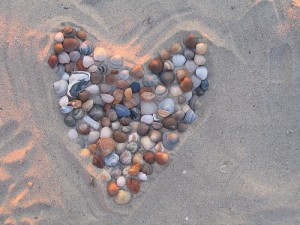Das Symbol des Valentinstags auf jeder Valentinskarte 2013: ein Herz (@Schimmerlos, Creative Commons, http://creativecommons.org/licenses/by-nd/2.0/deed.de).