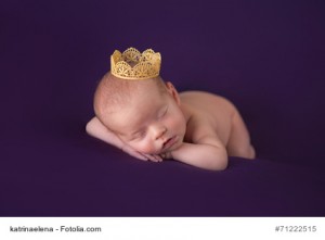 Baby mit Krone